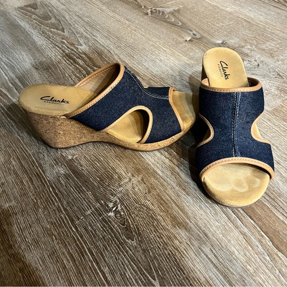 Clarks wedges - denim wedges - wedge sandal - Picture 3 of 4